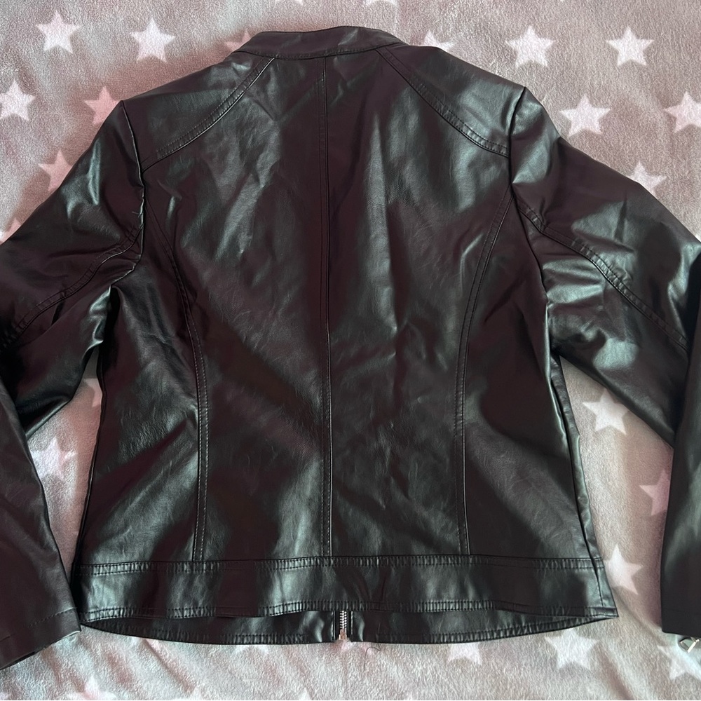 Black Leather Jacket - image 2